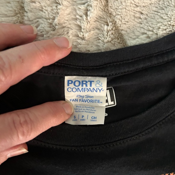 Marvel Deadpool “Heart Hands” Ladies Small Black Short Sleeve Tee Shirt - Picture 6 of 8